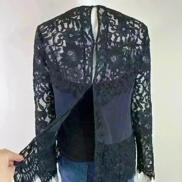 Intermix Black Lace Long Sleeve Blouse Women’s Size M Silk Navy Contrast Top - Picture 5 of 9
